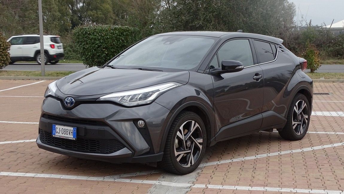 Toyota C-HR 2.0 Hybrid E-CVT Trend