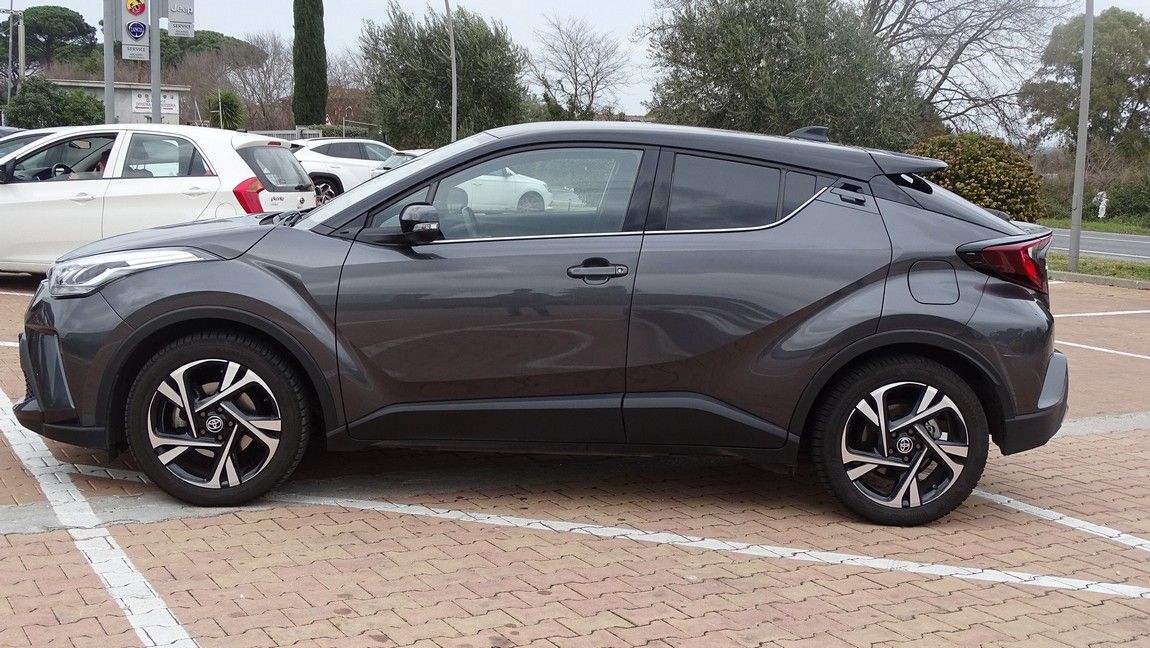 Toyota C-HR 2.0 Hybrid E-CVT Trend