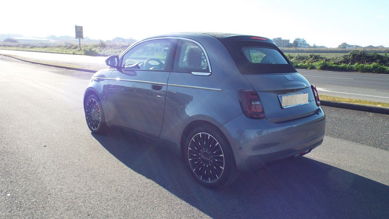 Fiat 500e  Cabrio La Prima 42Kw