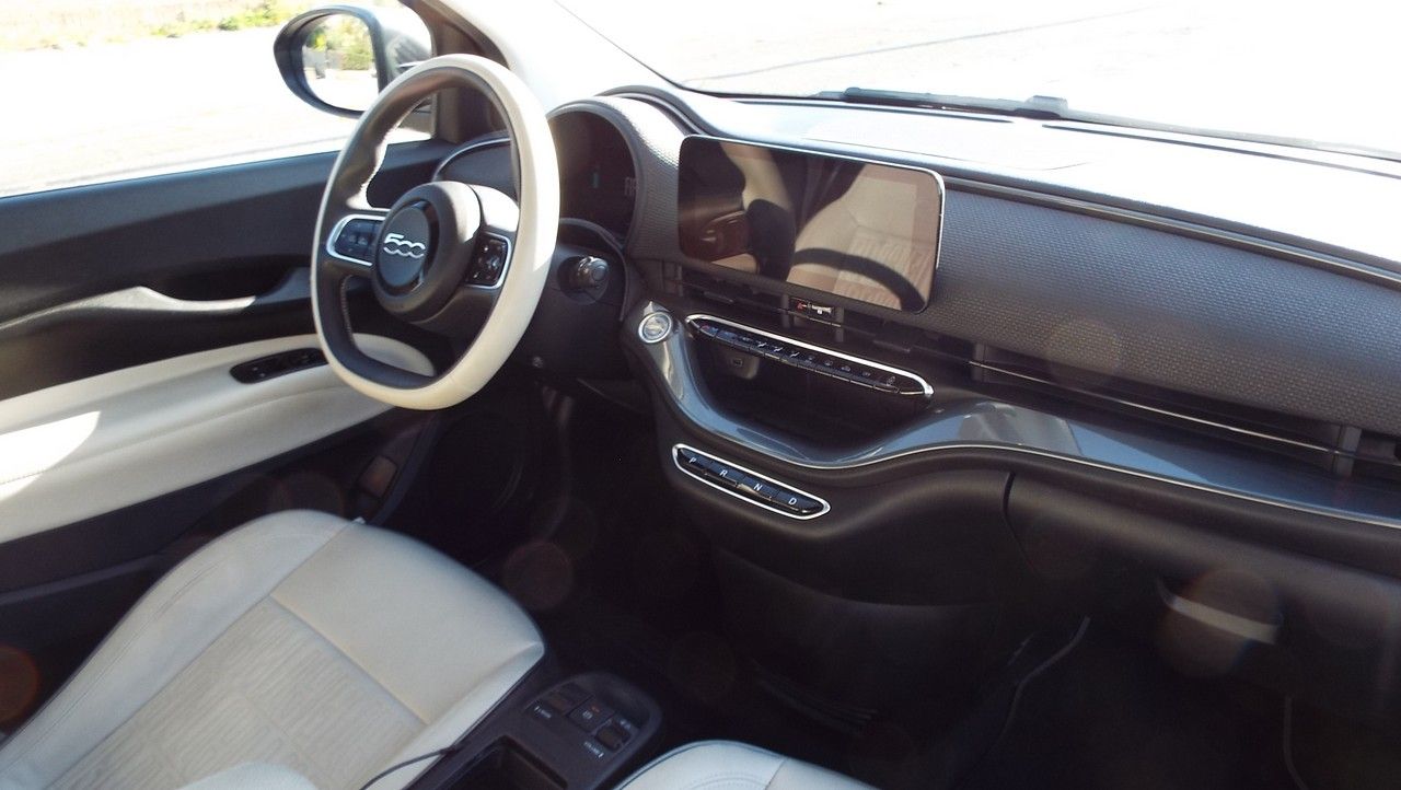 Fiat 500e  Cabrio La Prima 42Kw