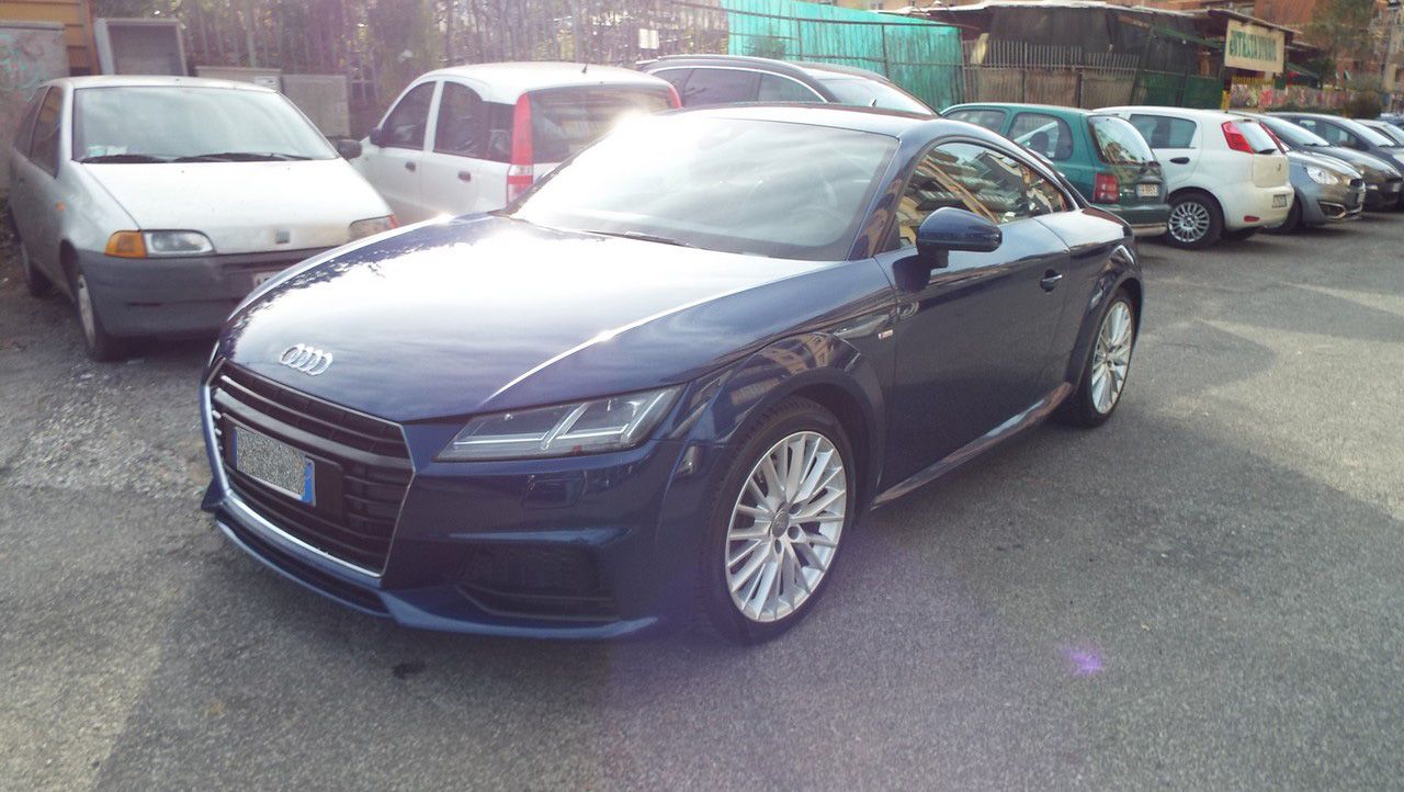 Audi TT 2.0 TFSI S Line