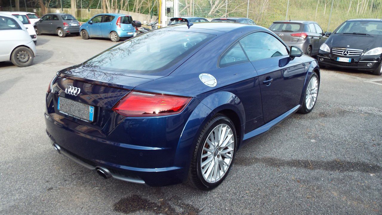 Audi TT 2.0 TFSI S Line