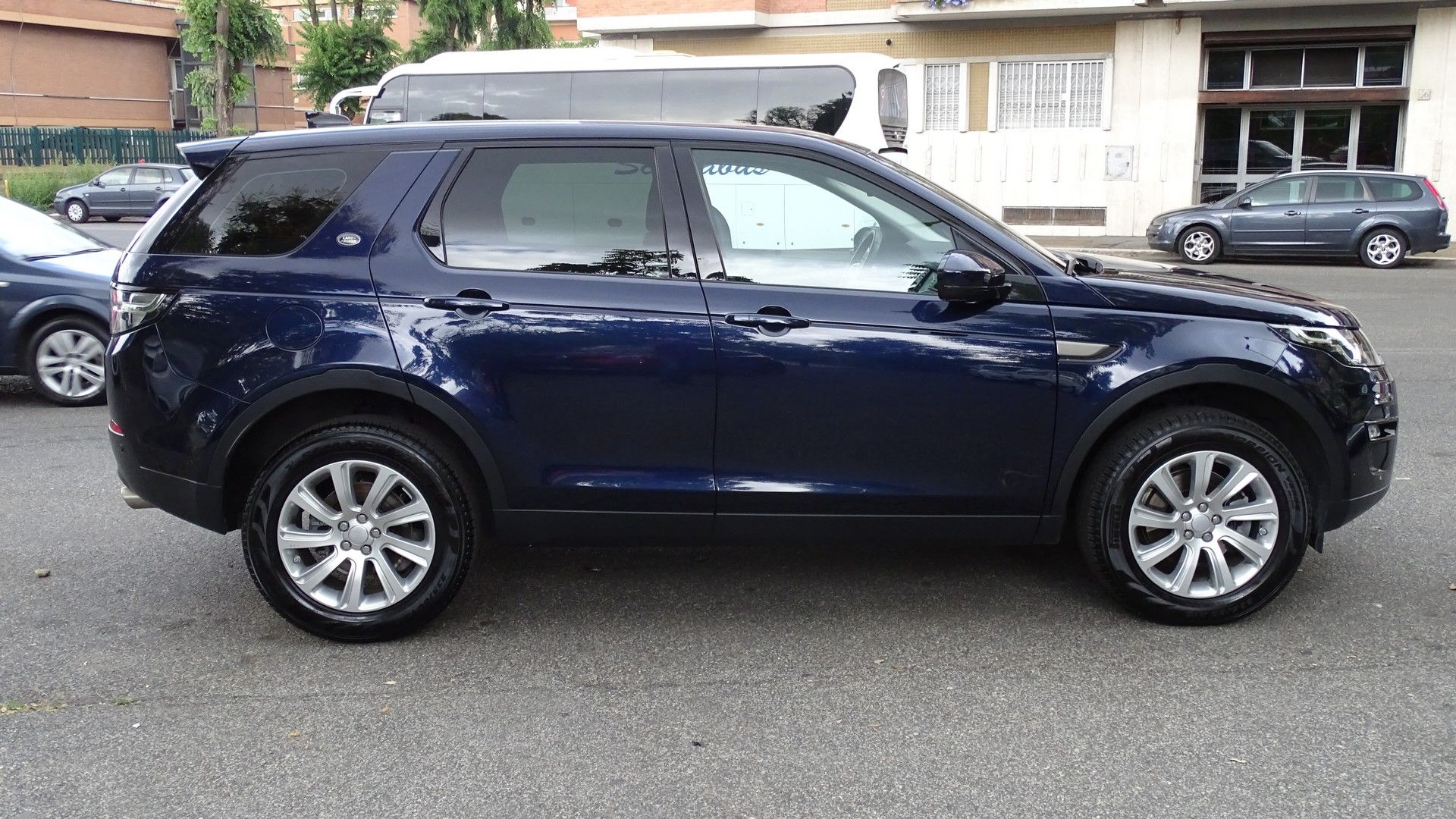 Land Rover Discovery  2.2 td4