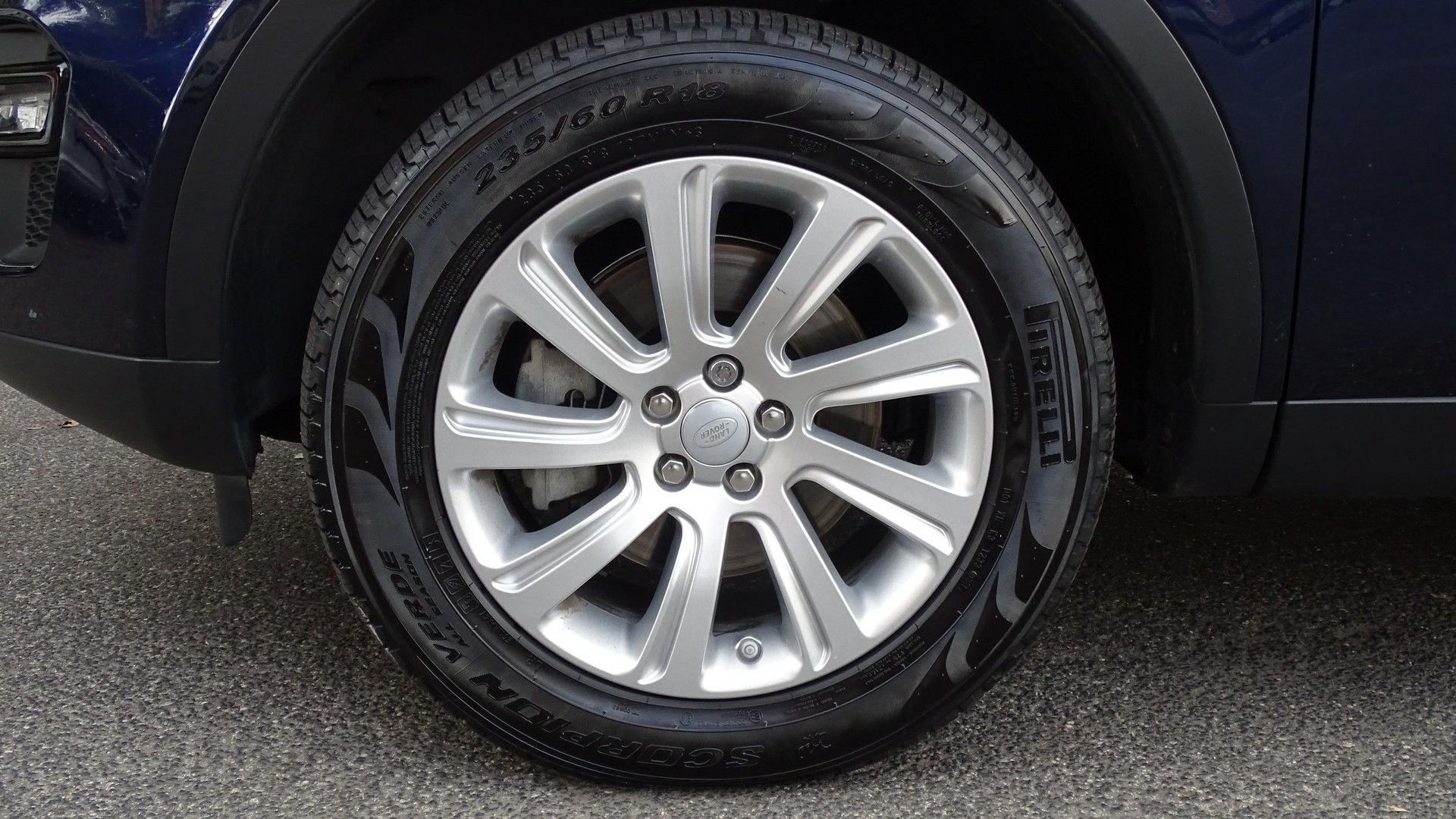 Land Rover Discovery  2.2 td4