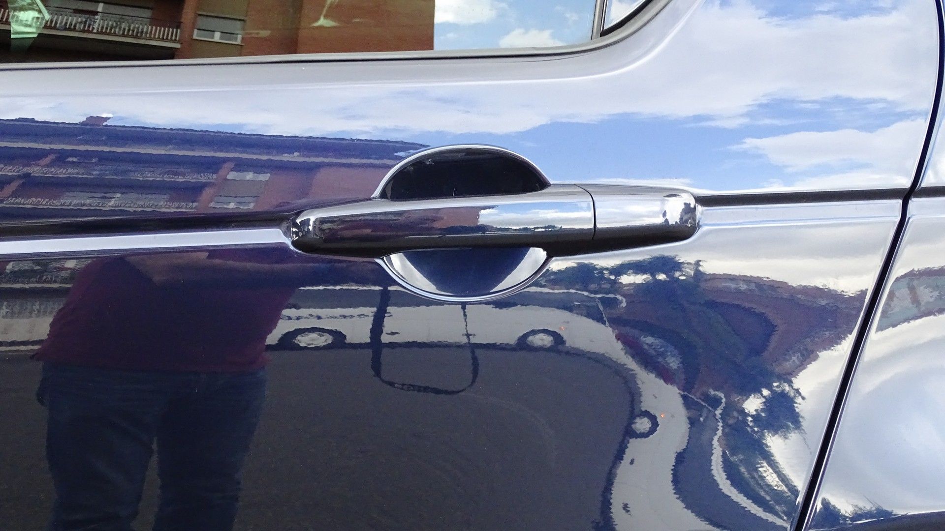 Land Rover Discovery  2.2 td4