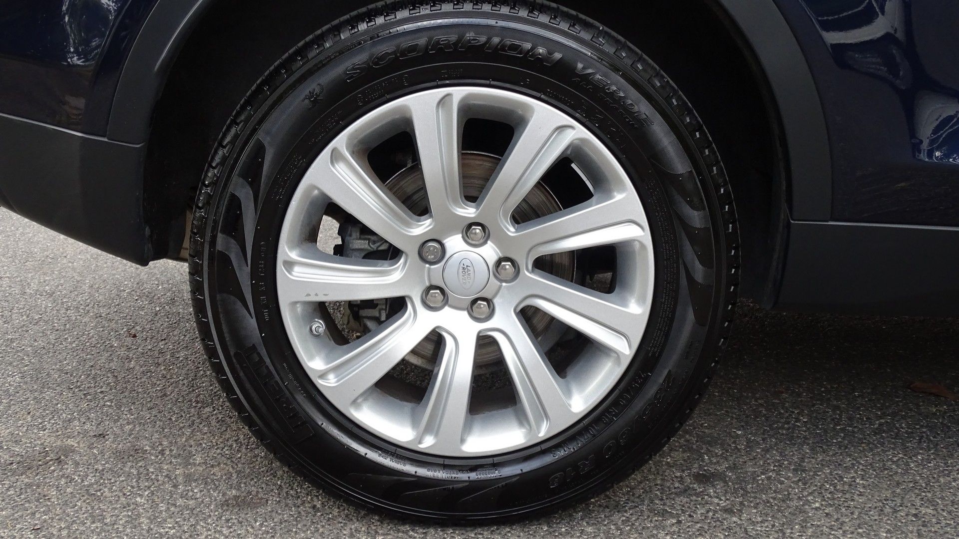 Land Rover Discovery  2.2 td4