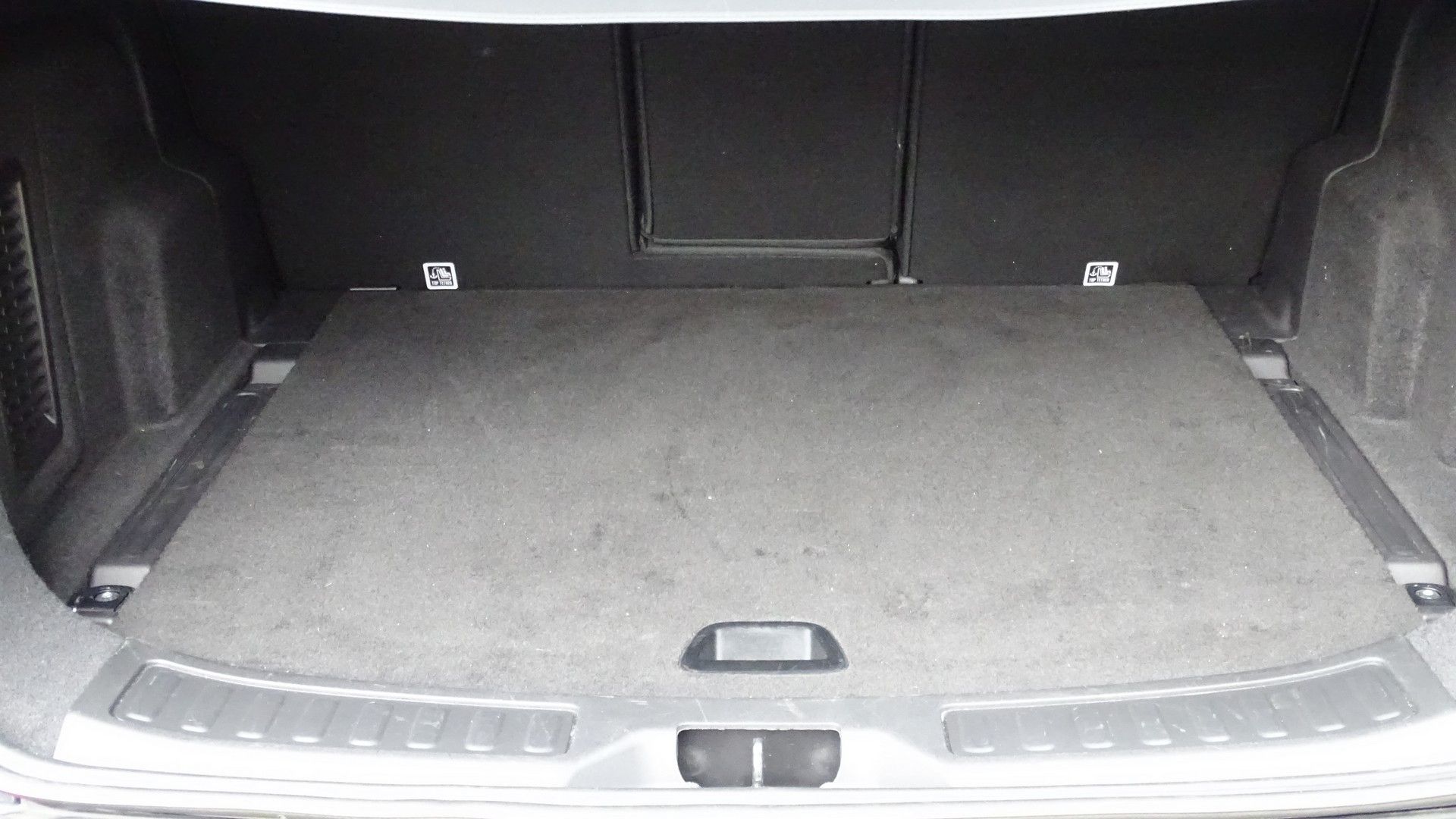 Land Rover Discovery  2.2 td4