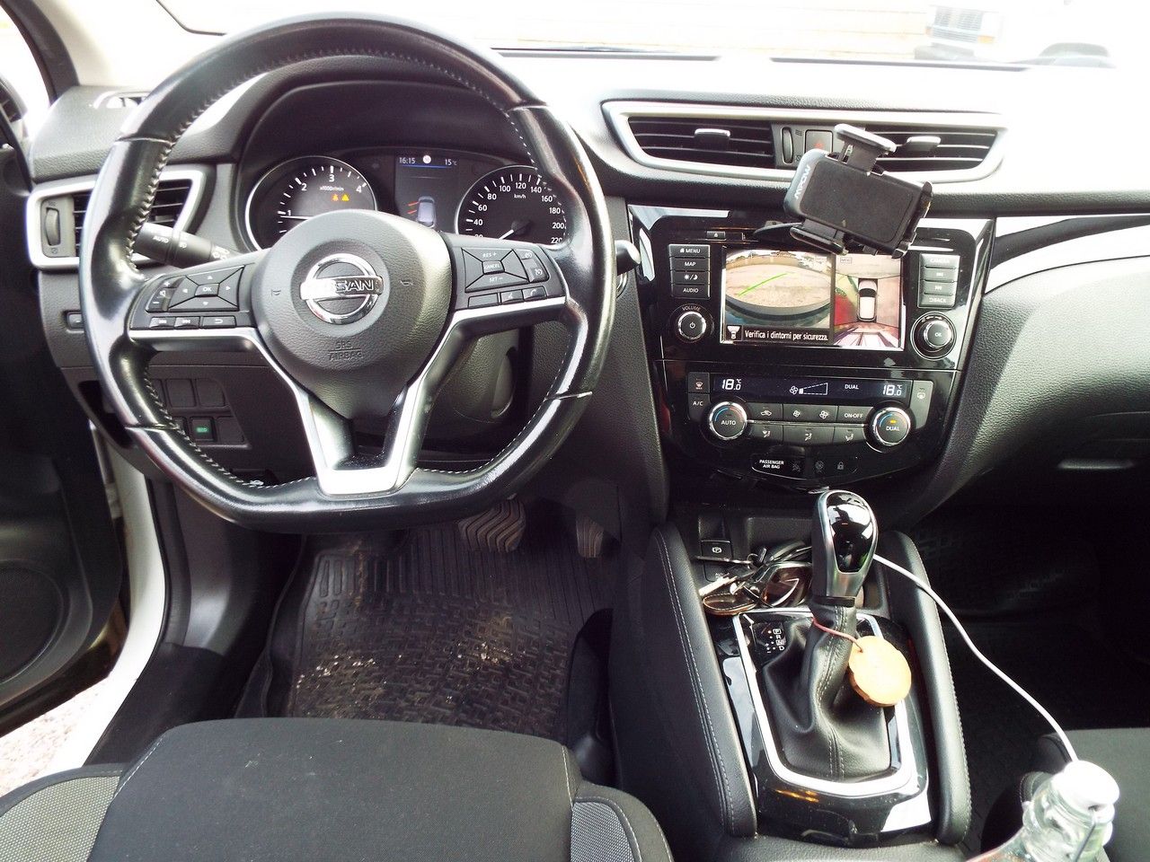 Nissan Qashqai 1.5 DCi N-Connecta