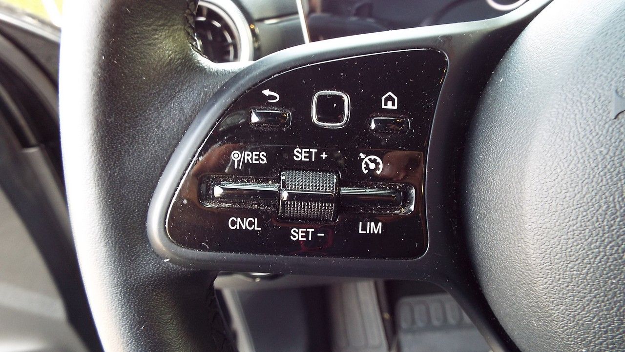 Mercedes-Benz Automatic 180 A Business