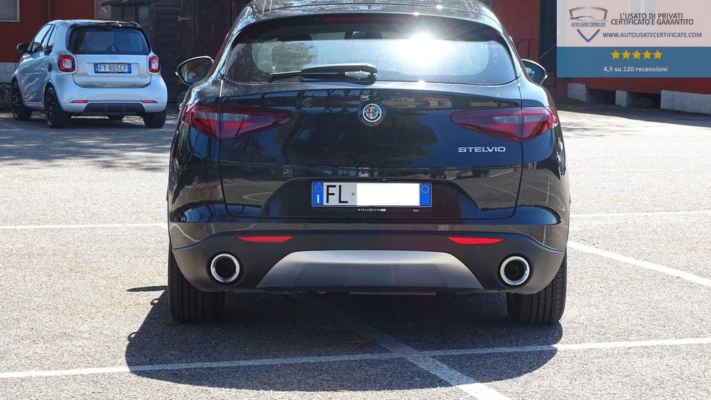 Alfa Romeo Stelvio 2.2 T.diesel 180CV AT8 RWD Super