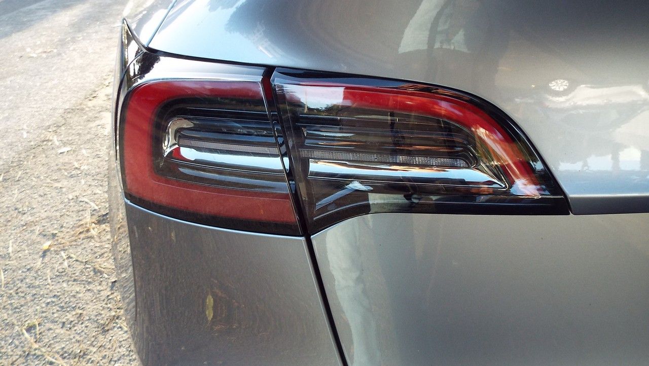 Tesla Model Y  Performance dual motor Awd