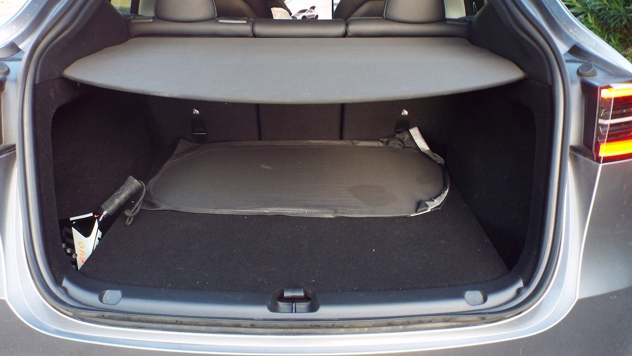 Tesla Model Y  Performance dual motor Awd