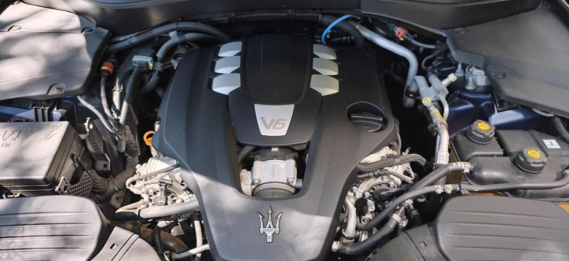 Maserati Levante V6 350 CV AWD Granlusso