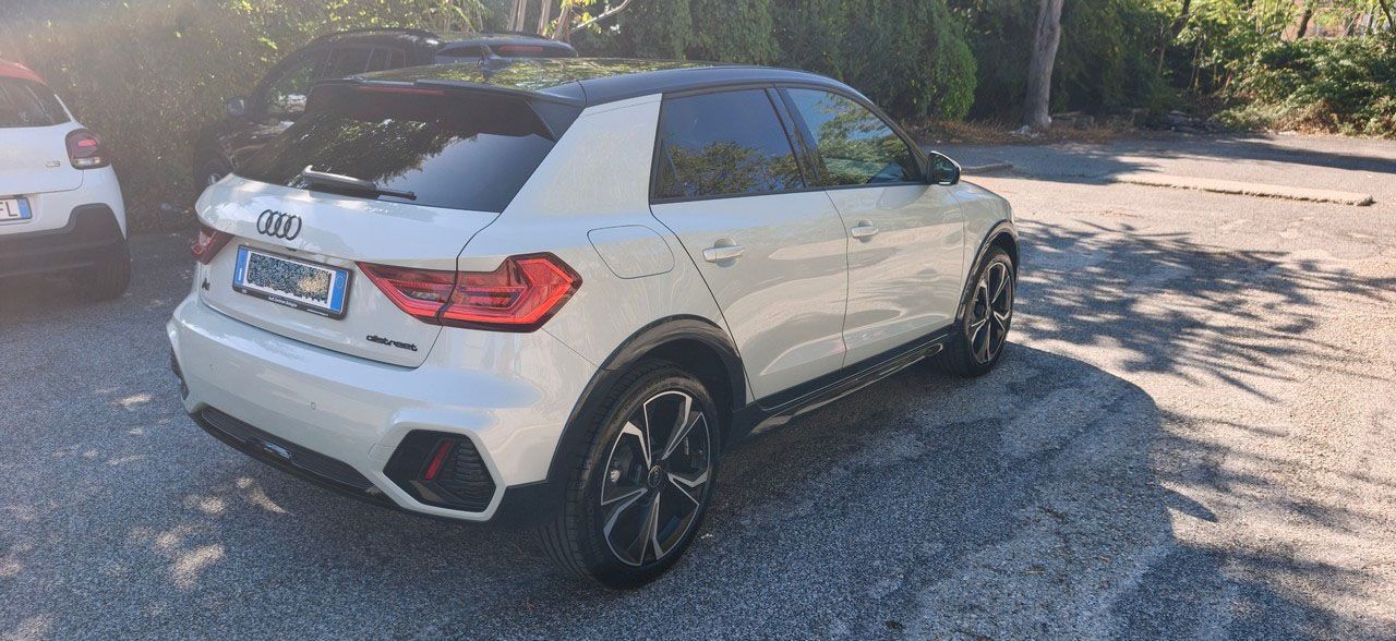 Audi A1  allstreet 30 1.0 tfsi Identity Contrast 116cv s tronic