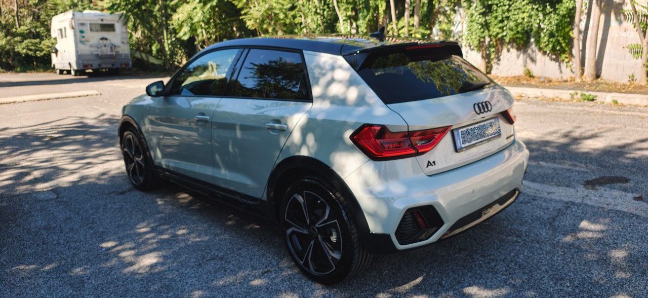 Audi A1  allstreet 30 1.0 tfsi Identity Contrast 116cv s tronic